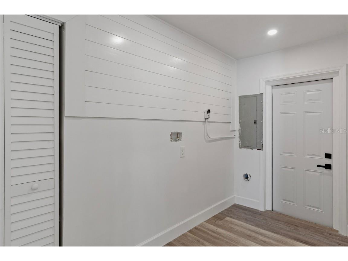 1872 New Hampshire Avenue NE Saint Petersburg FL 33703 TB8430914 image24