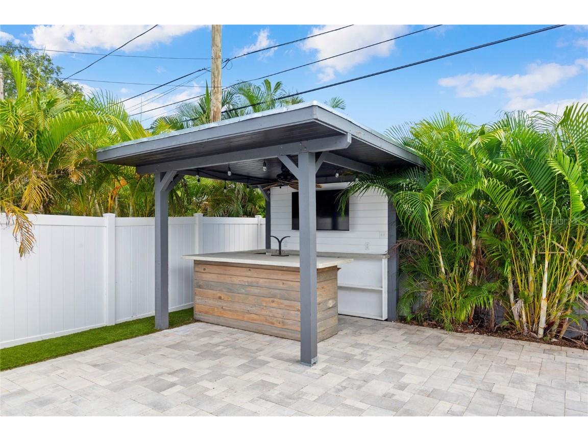 1872 New Hampshire Avenue NE Saint Petersburg FL 33703 TB8430914 image27