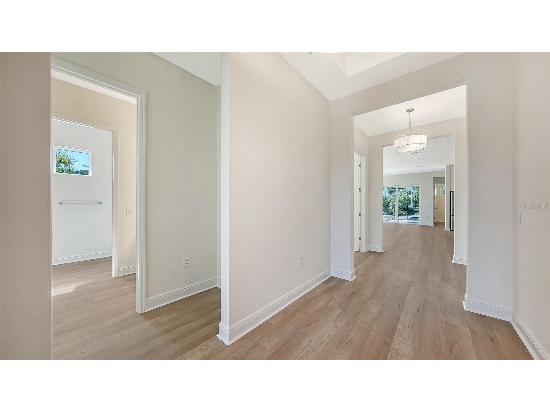 18723 Toulon Court Venice FL 34293 A4669983 image8