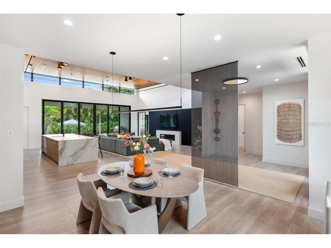 1873 Rose Street Sarasota FL 34239 A4664056 image11