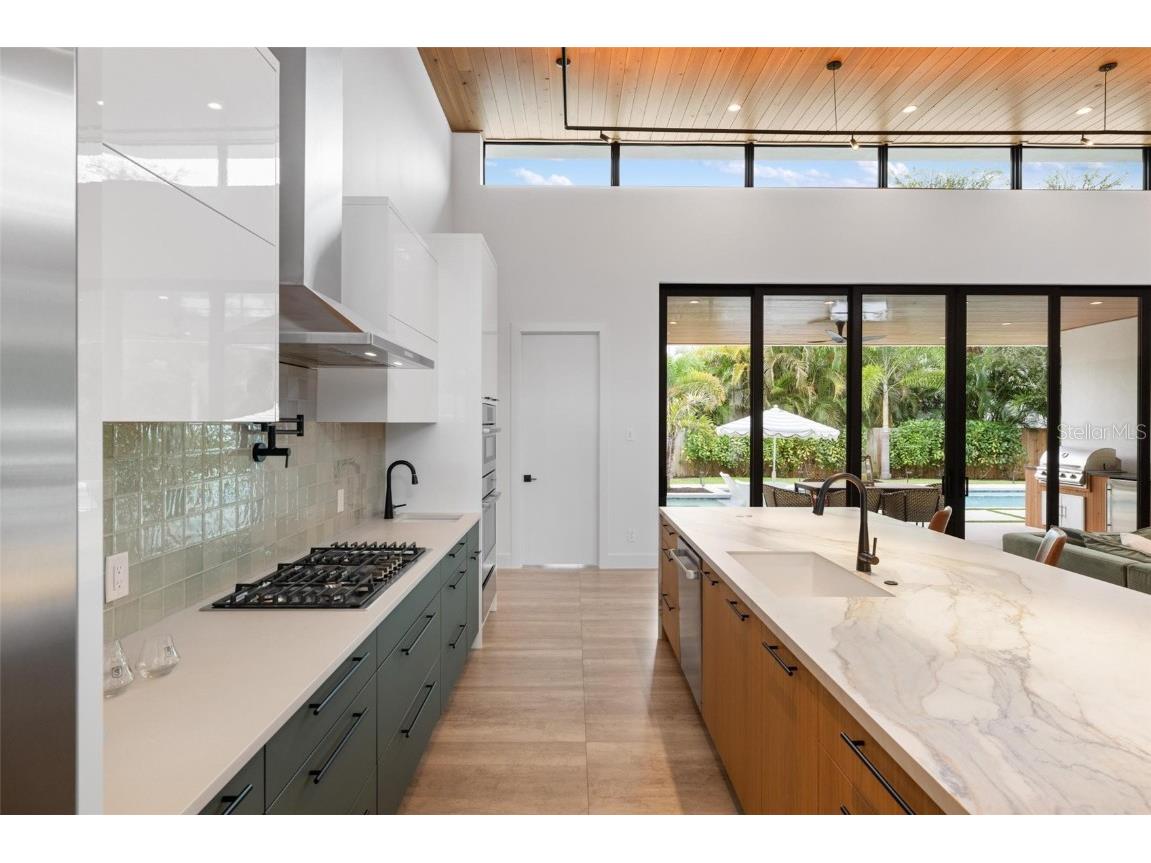 1873 Rose Street Sarasota FL 34239 A4664056 image13