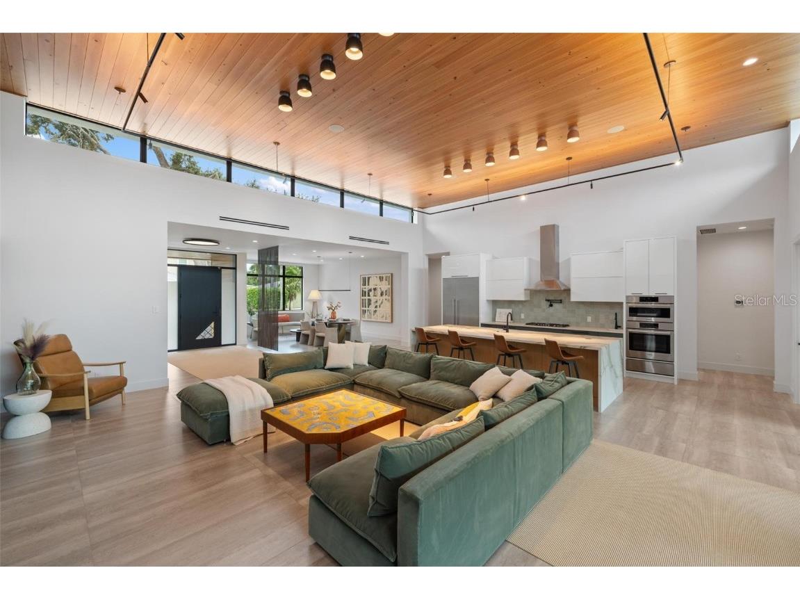 1873 Rose Street Sarasota FL 34239 A4664056 image27