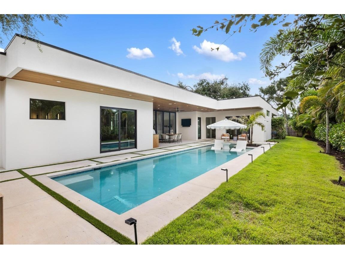 1873 Rose Street Sarasota FL 34239 A4664056 image39