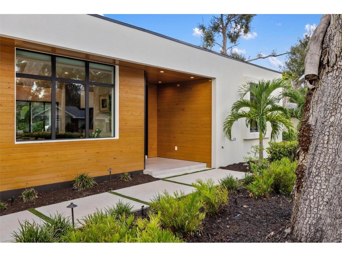 1873 Rose Street Sarasota FL 34239 A4664056 image4