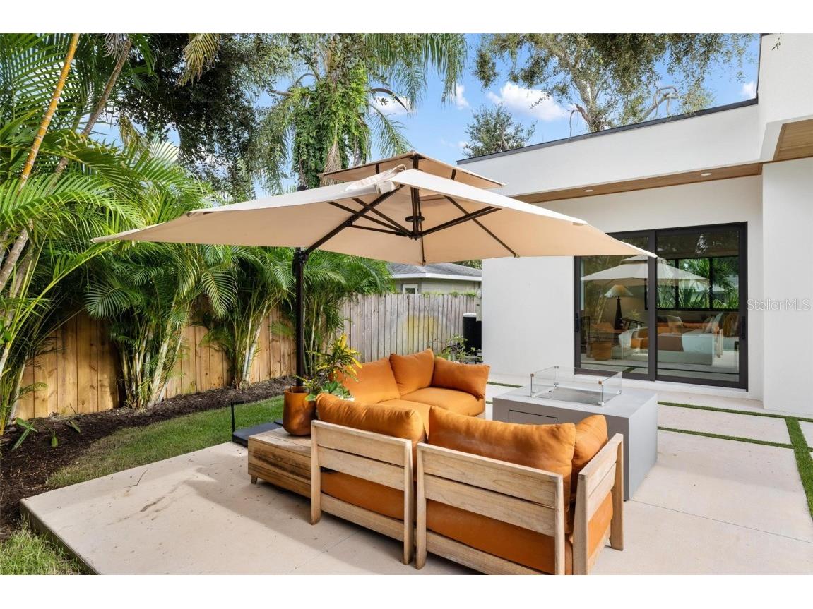 1873 Rose Street Sarasota FL 34239 A4664056 image42