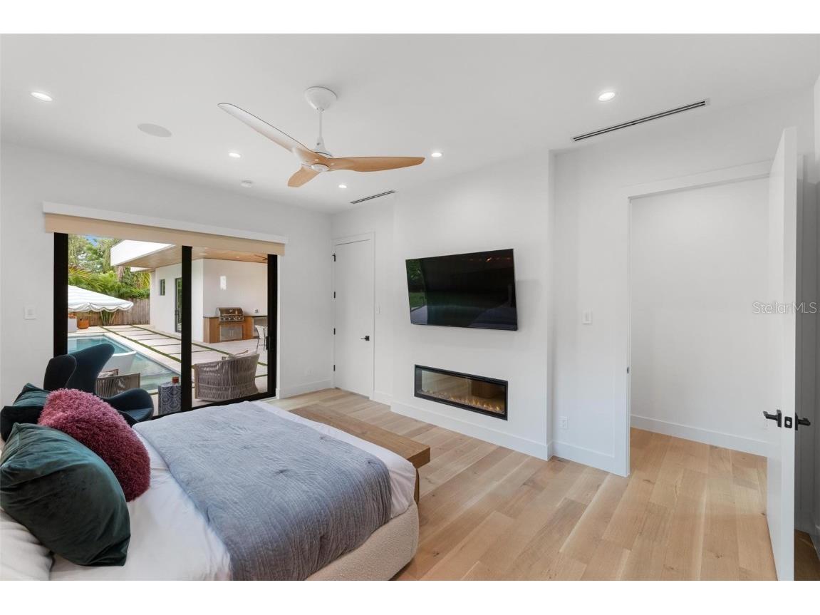 1873 Rose Street Sarasota FL 34239 A4664056 image46