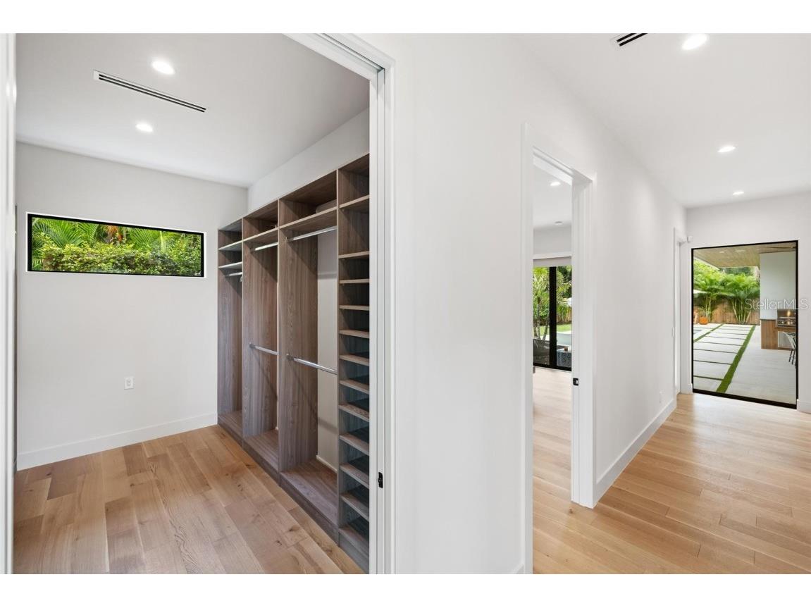 1873 Rose Street Sarasota FL 34239 A4664056 image51