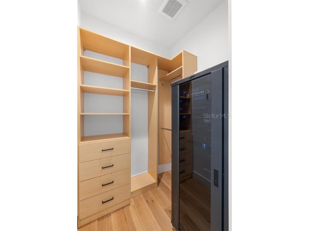 1873 Rose Street Sarasota FL 34239 A4664056 image70