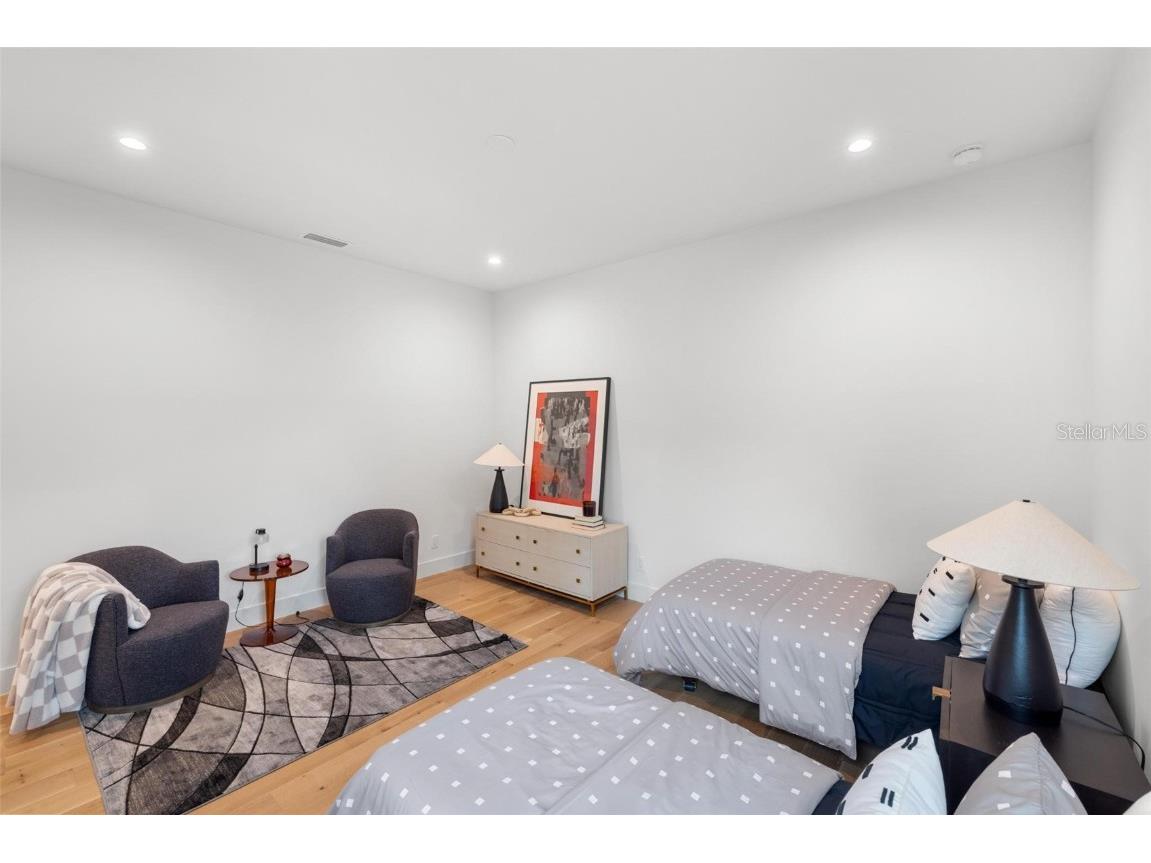 1873 Rose Street Sarasota FL 34239 A4664056 image80