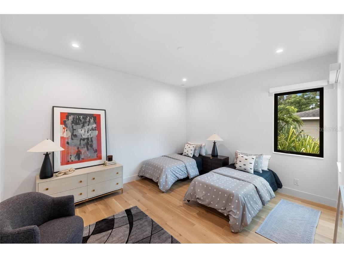 1873 Rose Street Sarasota FL 34239 A4664056 image81