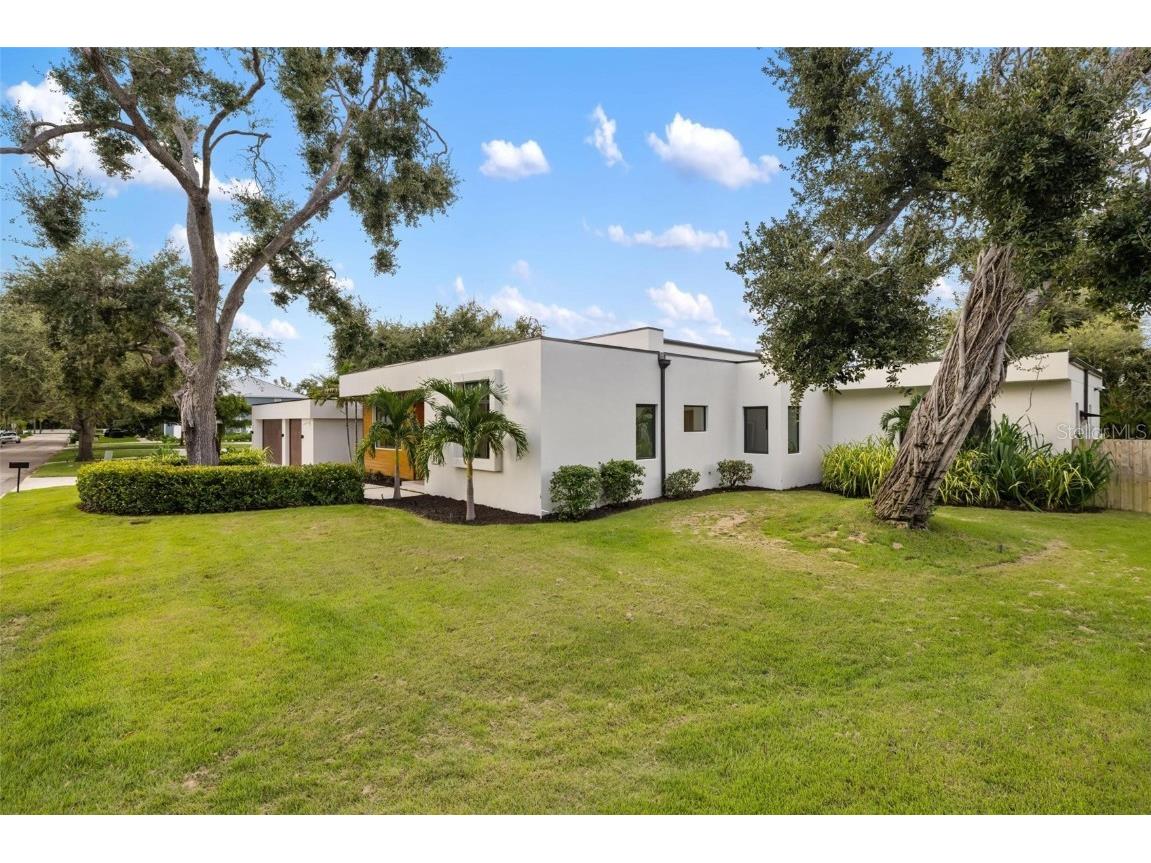 1873 Rose Street Sarasota FL 34239 A4664056 image96