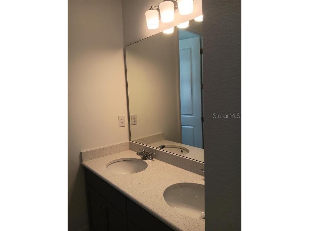 18730 Planetree Street Orlando FL 32827 O6367474 image23