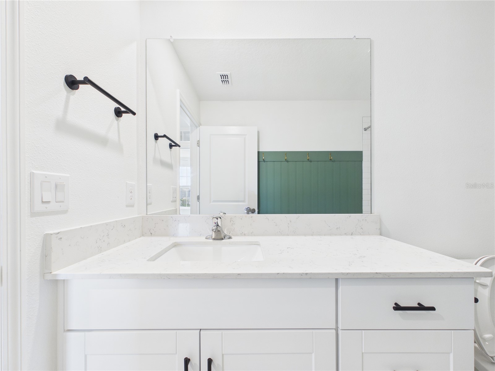 1874 Lanier Road Zephyrhills FL 33541 TB8498433 image47