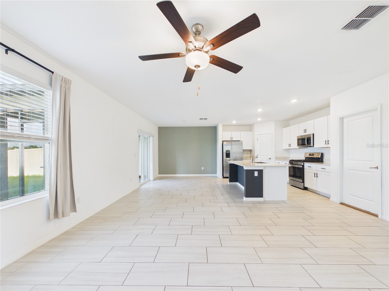 1874 Lanier Road Zephyrhills FL 33541 TB8498433 image8