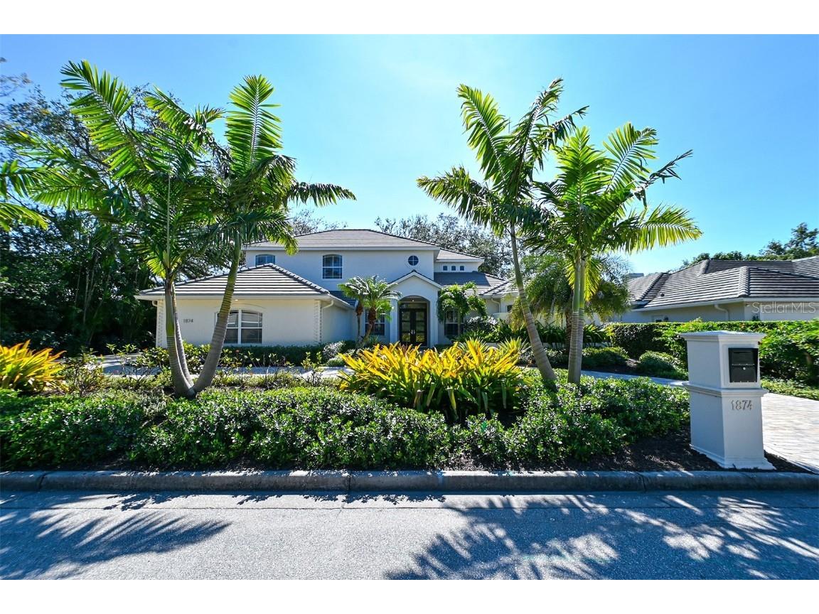 1874 Oleander Street Sarasota FL 34239 A4559206 image1