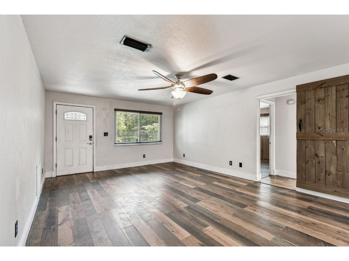 1874 Sylvan Drive Clearwater FL 33755 TB8449353 image4