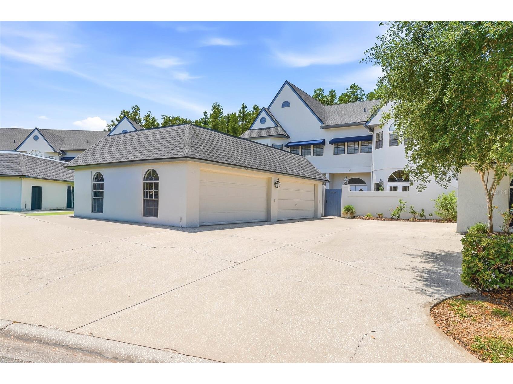 18740 Wimbledon Circle Lutz FL 33558 TB8506359 image1