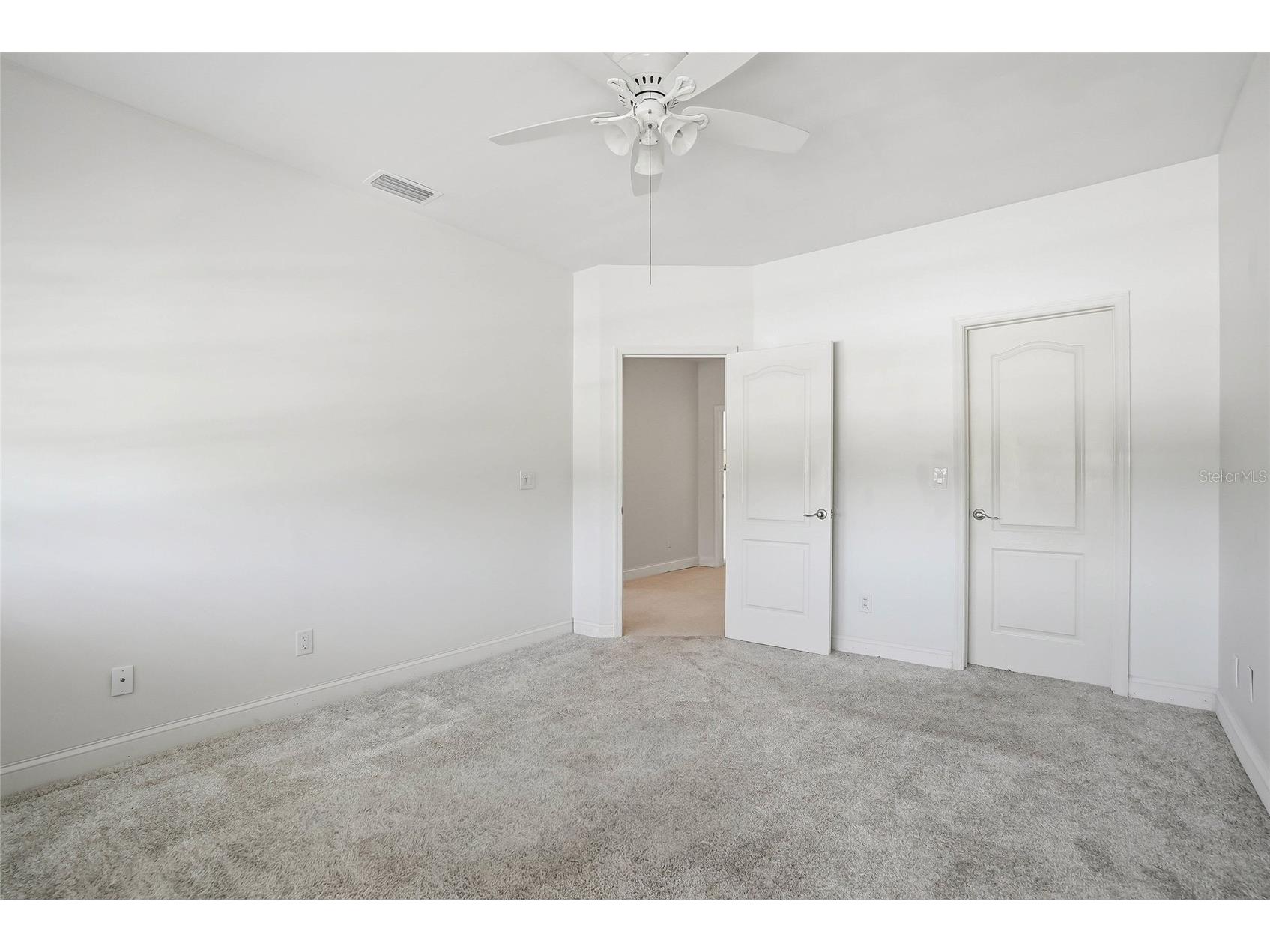 18740 Wimbledon Circle Lutz FL 33558 TB8506359 image42