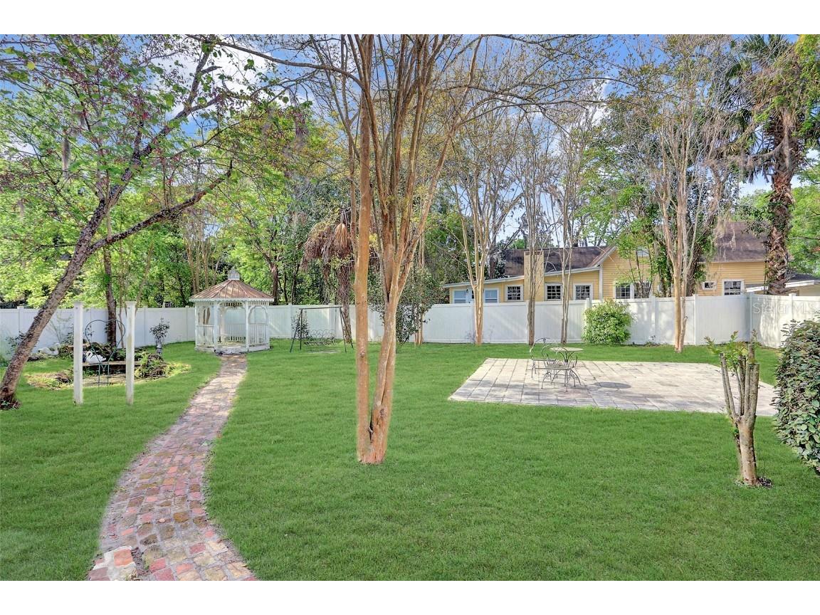 18741 High Springs Main Street, High Springs, FL, 32643 MLS GC520586 Edina Realty