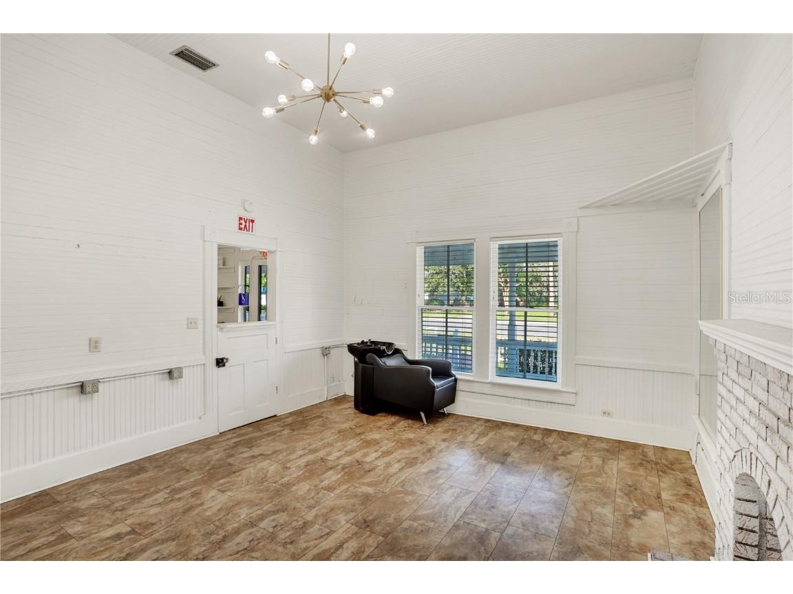 18741 High Springs Main Street High Springs FL 32643 GC535293 image9