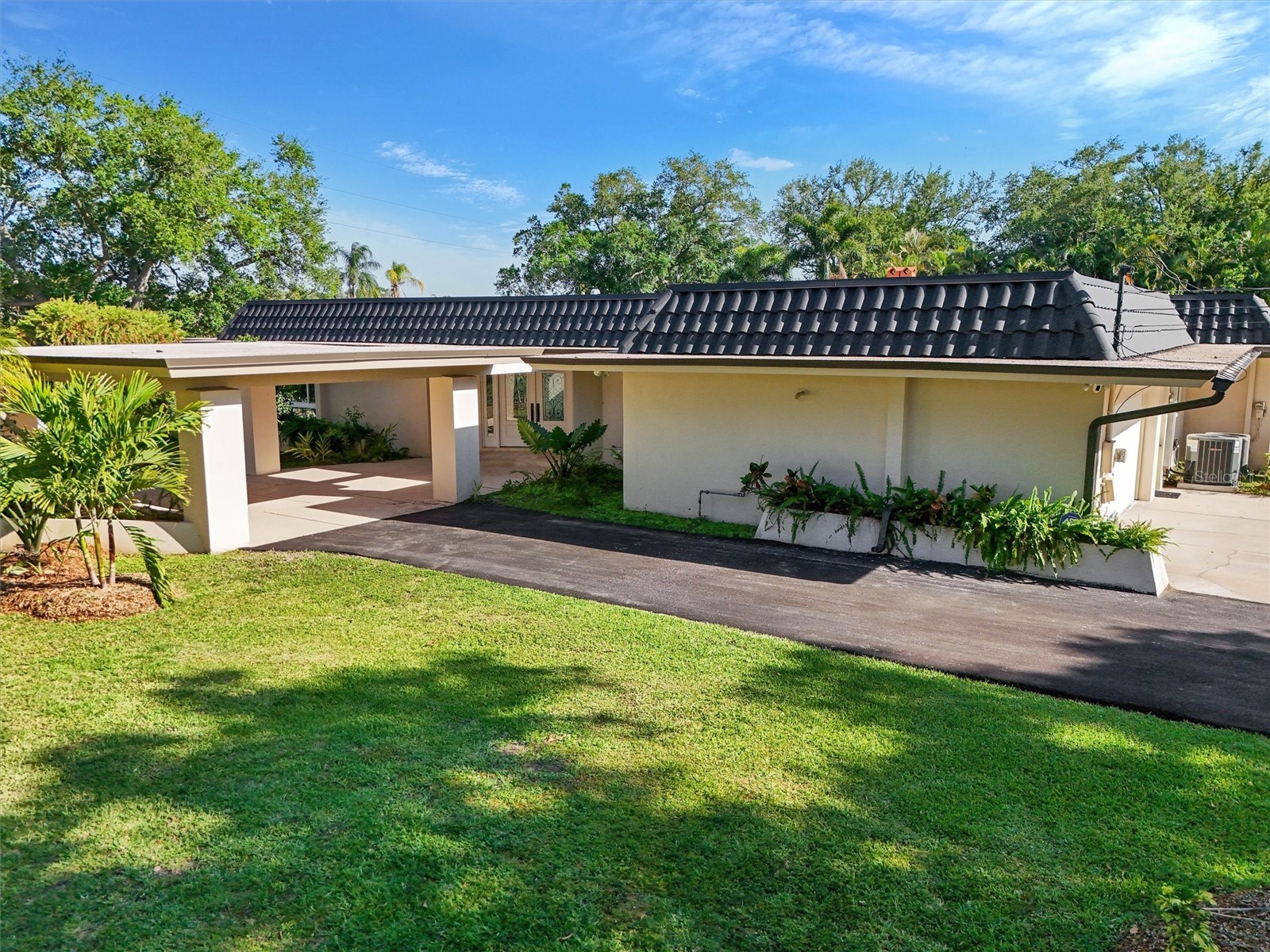1875 Belleair Road Clearwater FL 33764 - ALLEN'S CREEK TB8502280 image1