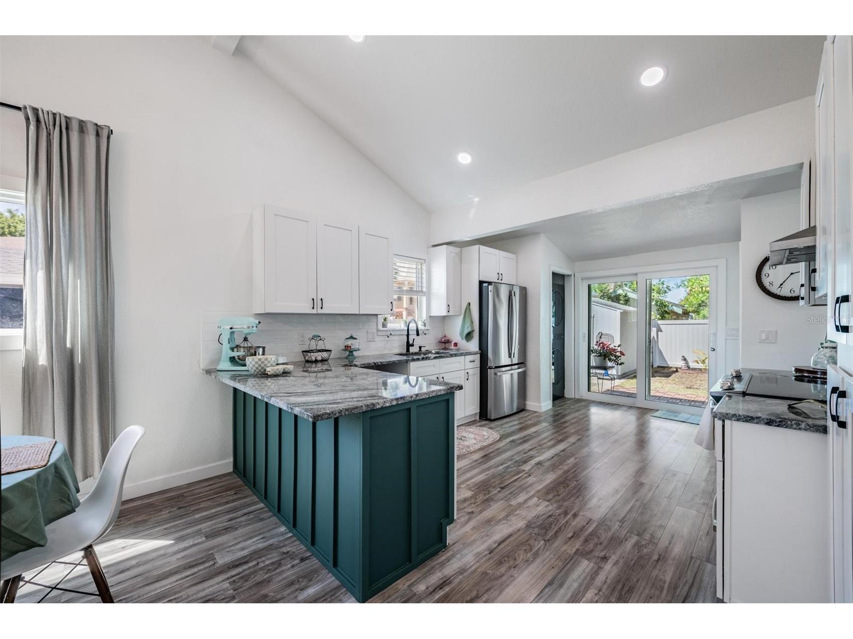 1875 Michigan Avenue NE Saint Petersburg FL 33703 TB8487449 image16