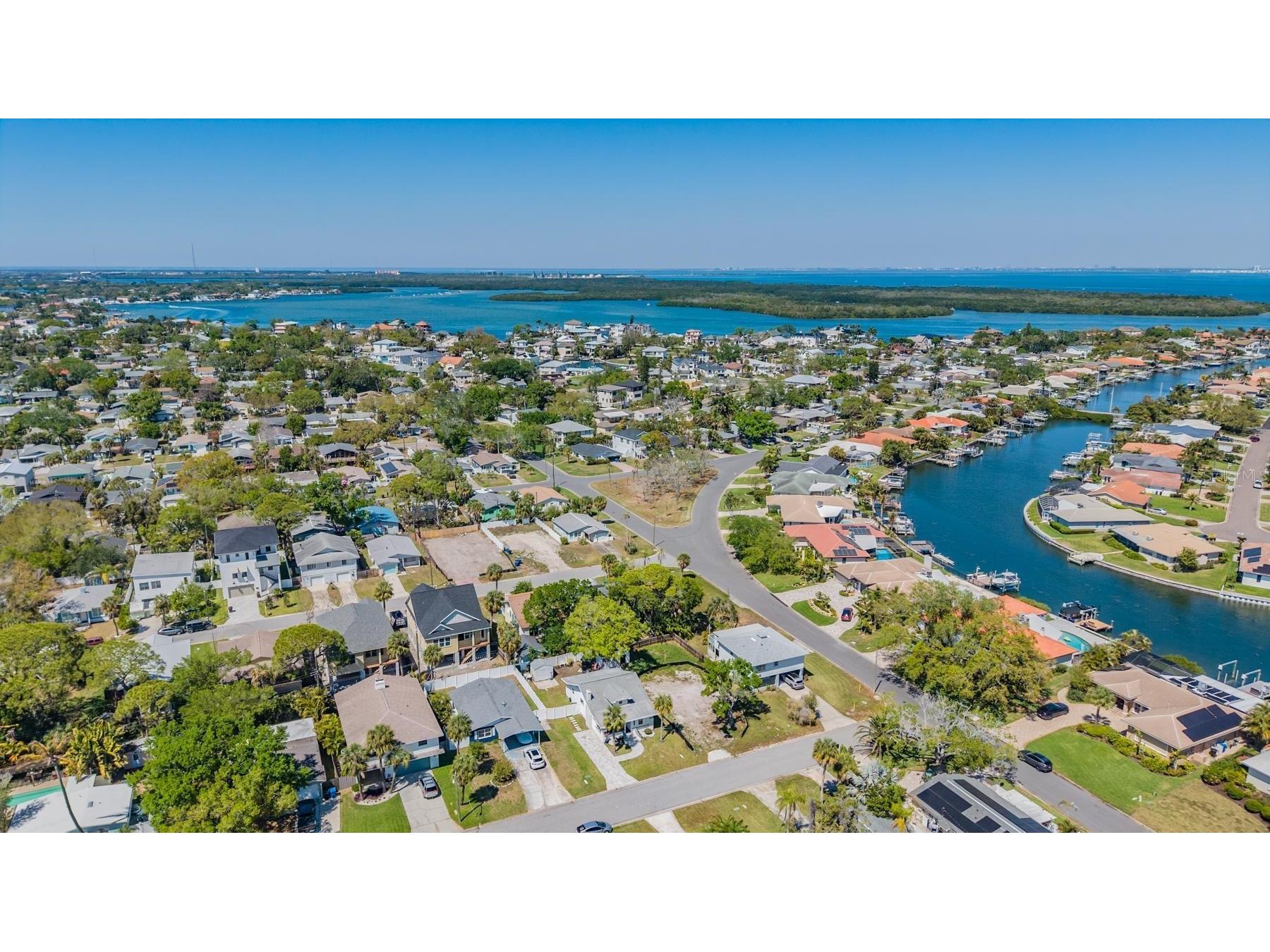 1875 Michigan Avenue NE Saint Petersburg FL 33703 TB8487449 image42