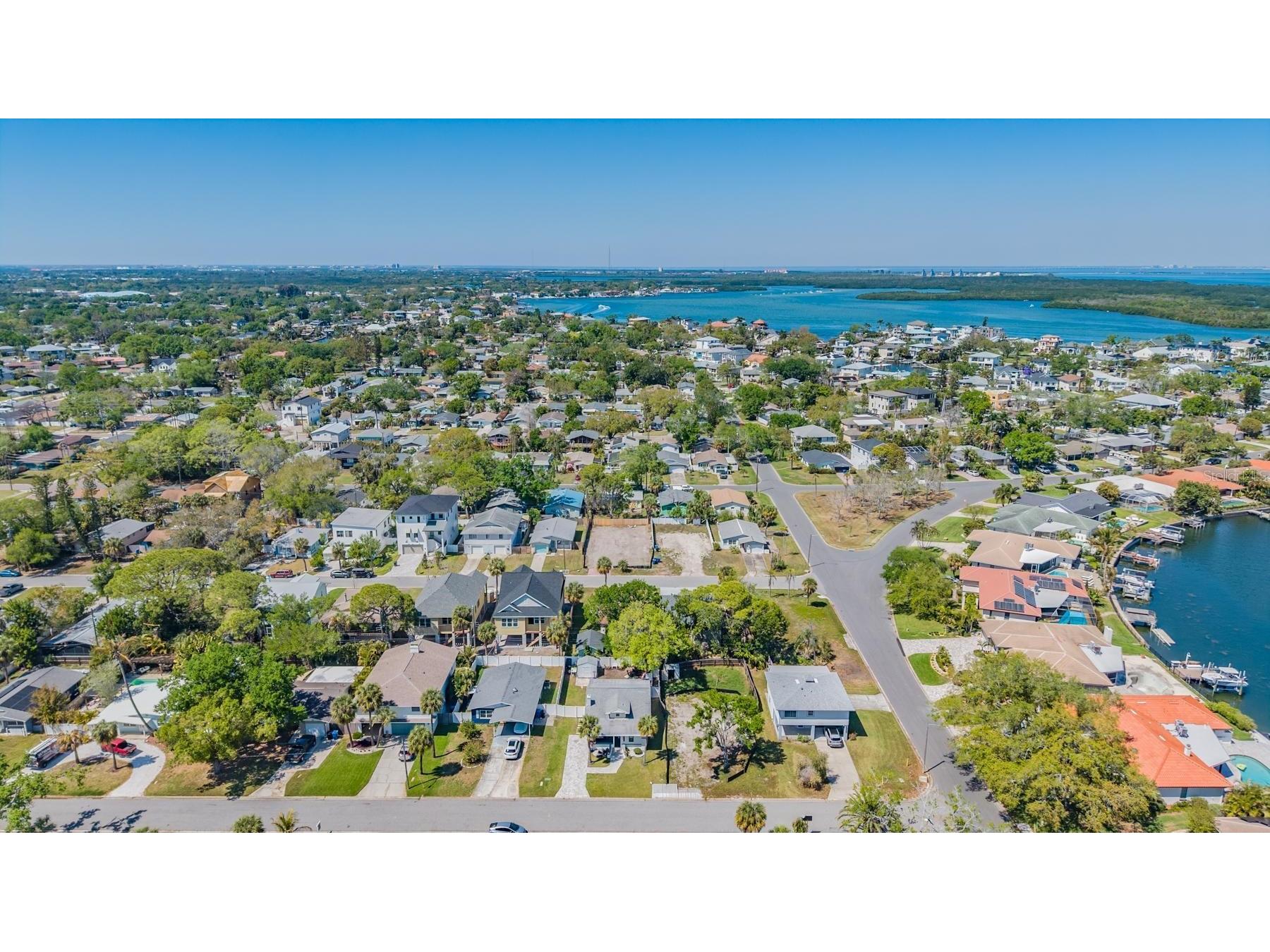 1875 Michigan Avenue NE Saint Petersburg FL 33703 TB8487449 image43