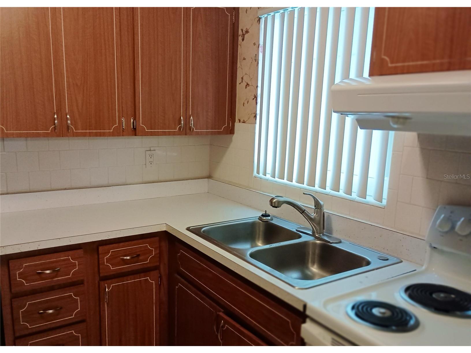 1875 Sunny Drive #G32 Bradenton FL 34207 A4690657 image5