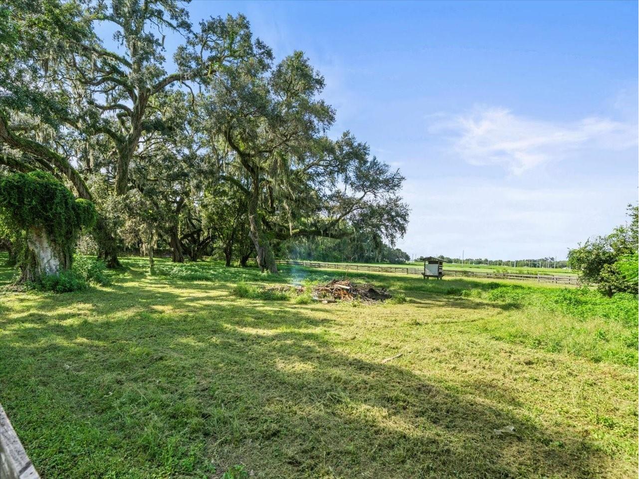 18750 Kuka Lane Spring Hill FL 34610 W7879906 image2