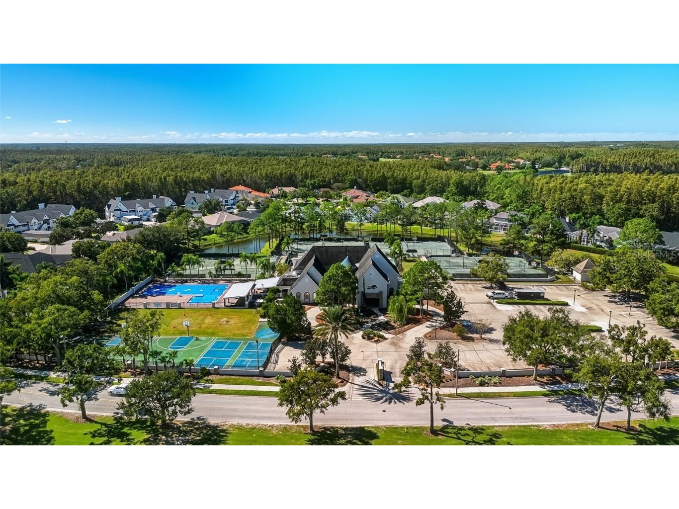 18756 Wimbledon Circle Lutz FL 33558 TB8443488 image78