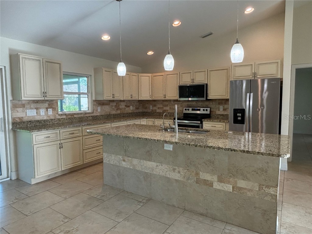 1876 Atwater Drive North Port FL 34288 A4661394 image4