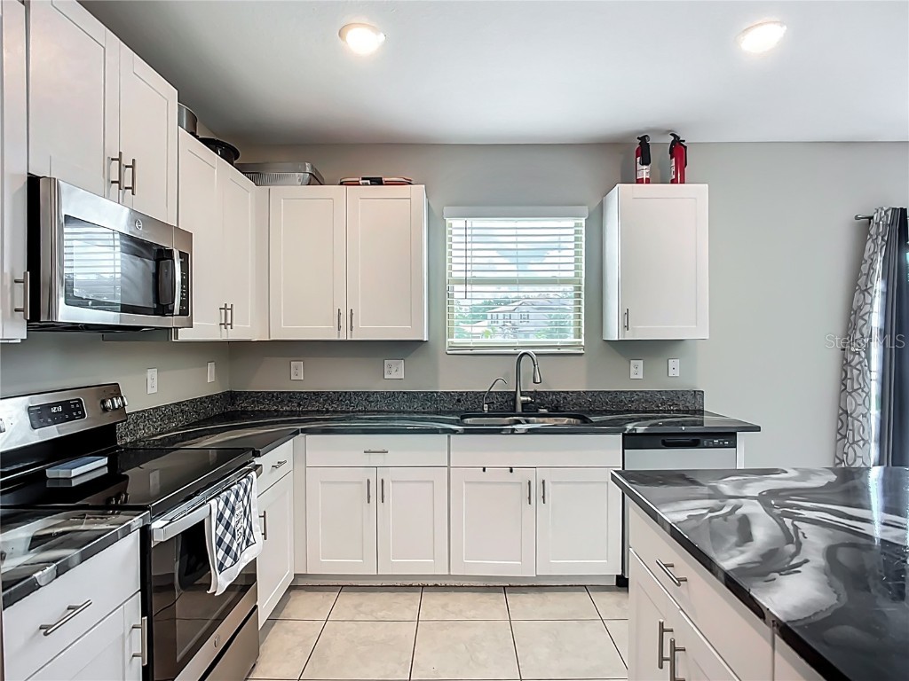 1876 Colding Drive Ruskin FL 33570 TB8382267 image14