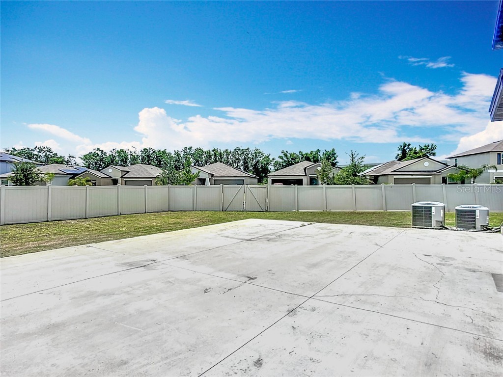 1876 Colding Drive Ruskin FL 33570 TB8382267 image42