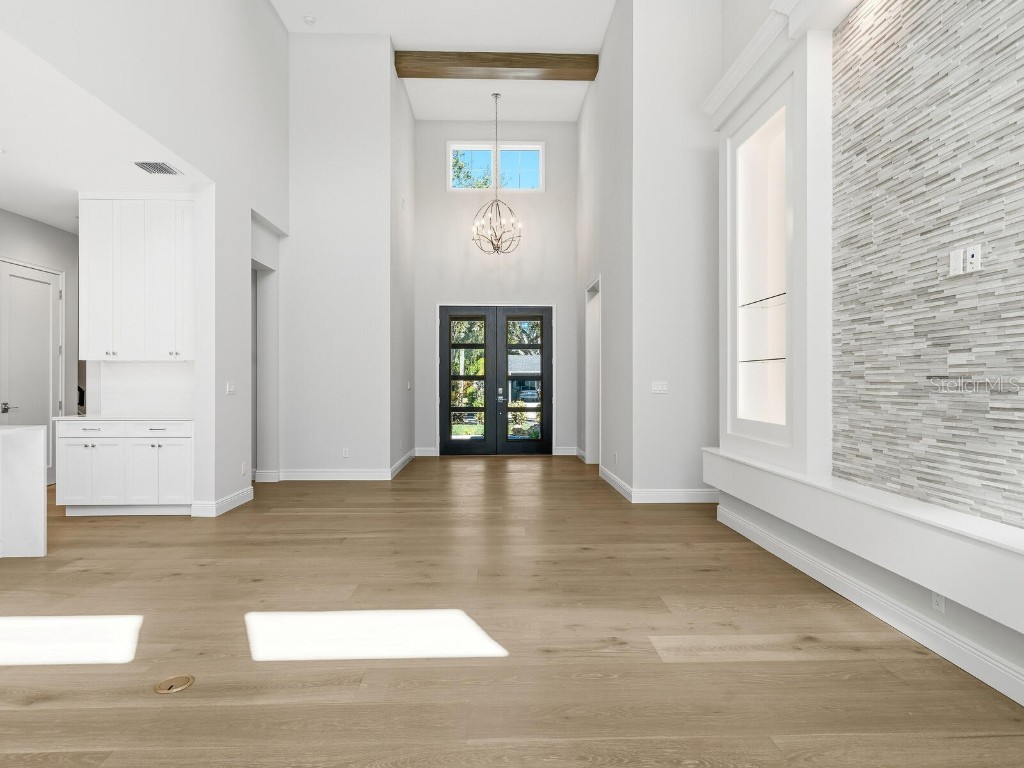 1876 Magnolia Street Sarasota FL 34239 A4674004 image10