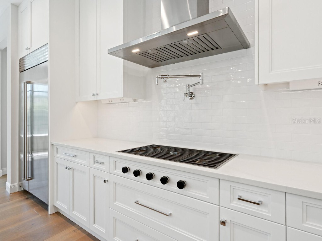 1876 Magnolia Street Sarasota FL 34239 A4674004 image13