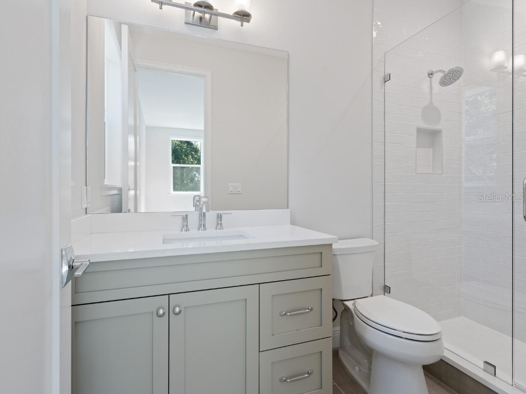 1876 Magnolia Street Sarasota FL 34239 A4674004 image31