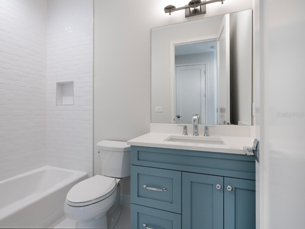 1876 Magnolia Street Sarasota FL 34239 A4674004 image33