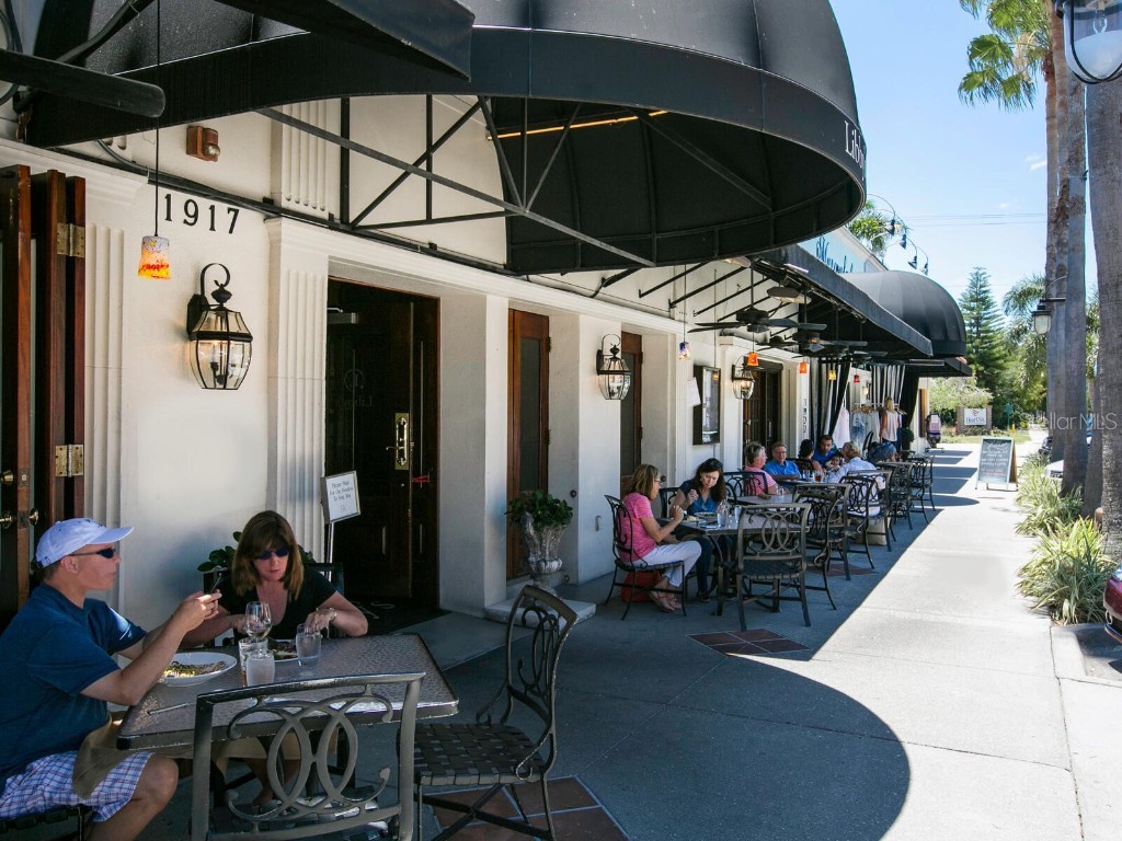 1876 Magnolia Street Sarasota FL 34239 A4674004 image55