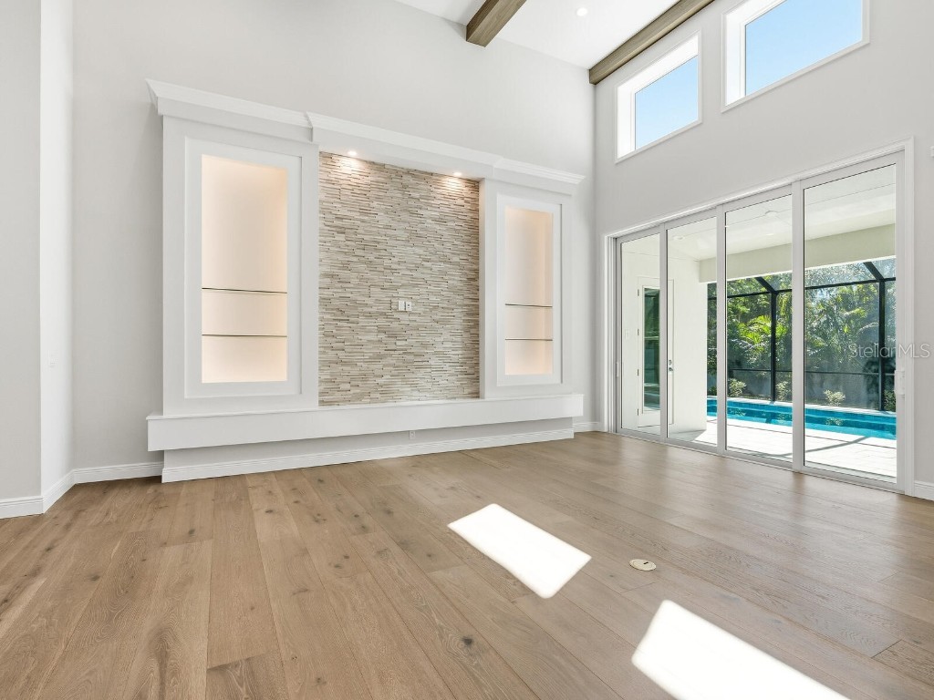 1876 Magnolia Street Sarasota FL 34239 A4674004 image8