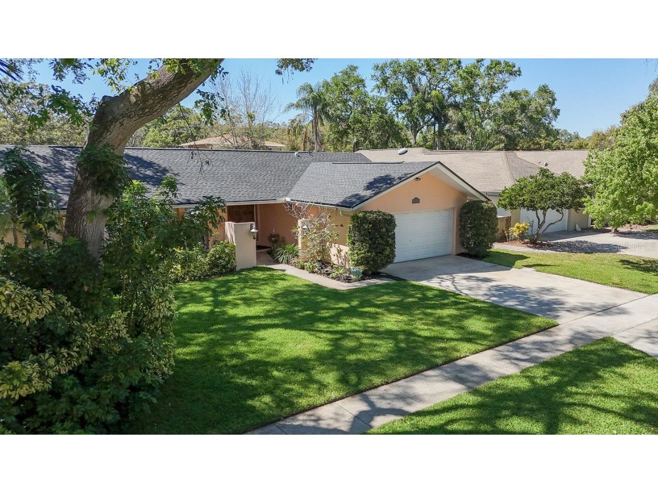 1876 Oak Forest Drive E Clearwater FL 33759 TB8366923 image1