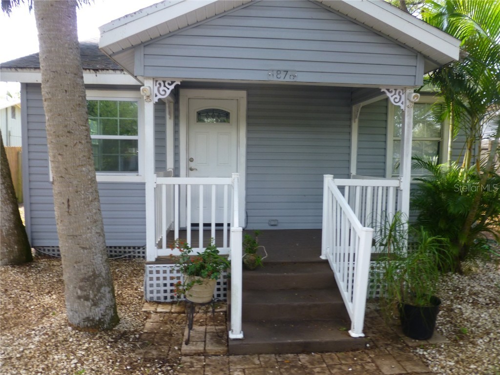 1876 Sylvan Drive Clearwater FL 33755 U8157788 image1