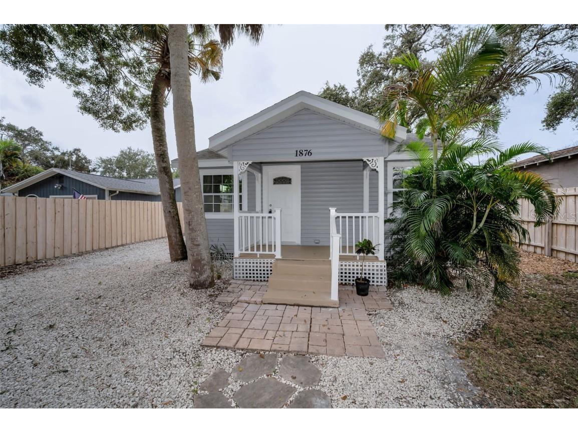 1876 Sylvan Drive Clearwater FL 33755 TB8454109 image1