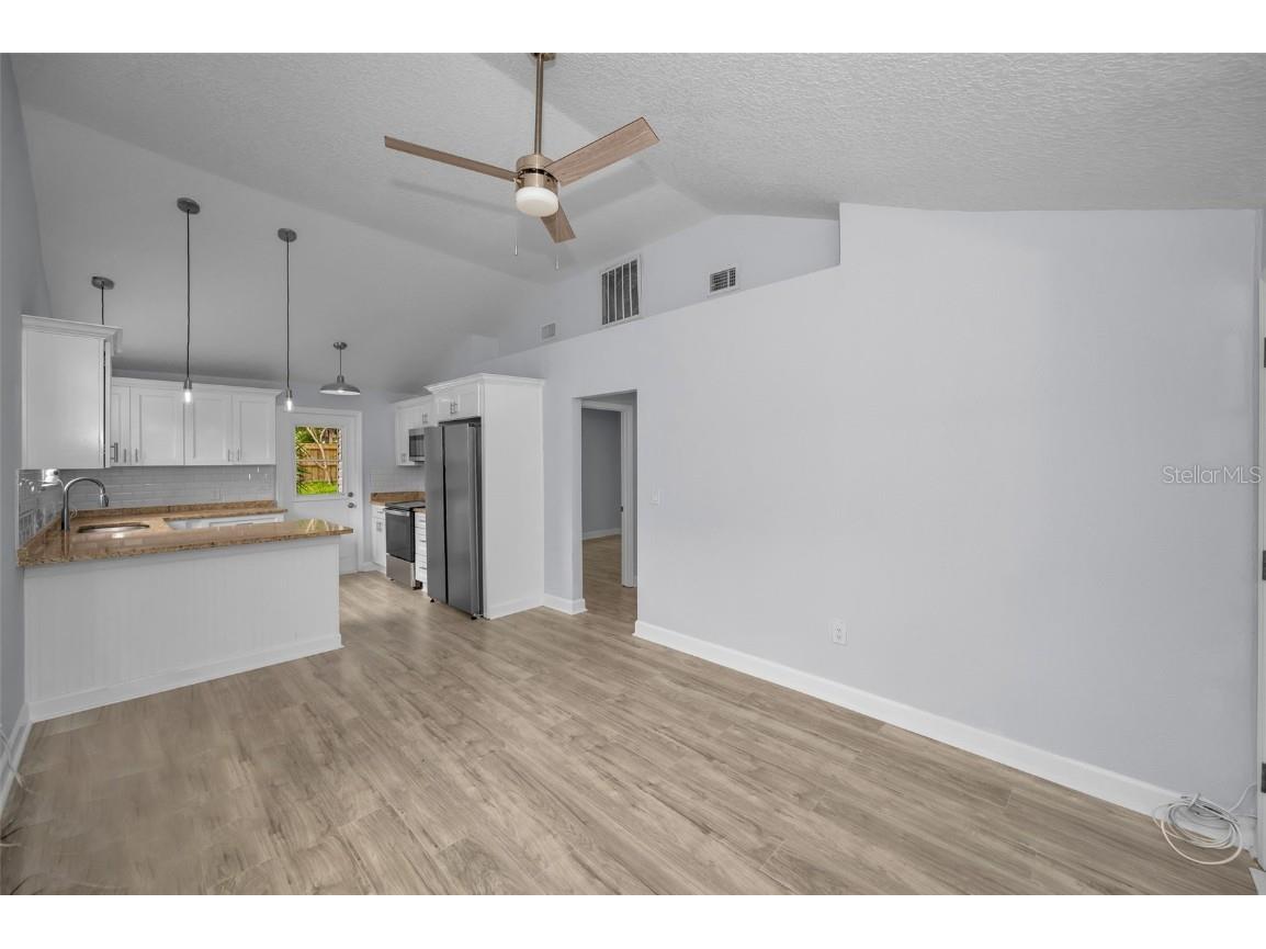 1876 Sylvan Drive Clearwater FL 33755 TB8454109 image12