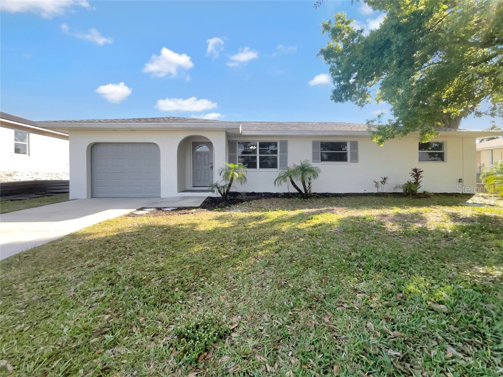 18765 Lake Worth Boulevard Port Charlotte FL 33948 O6179380 image1