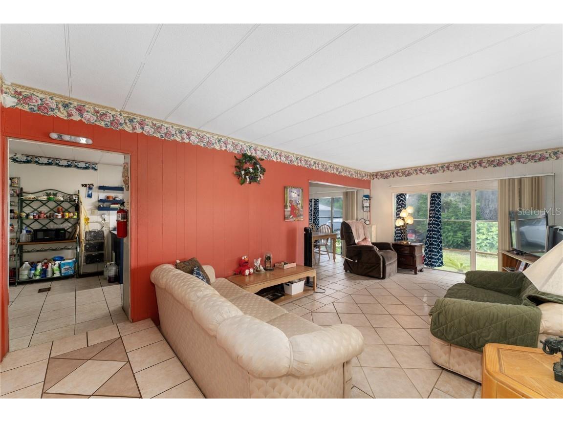 1877 C 478a Webster FL 33597 G5098916 image12