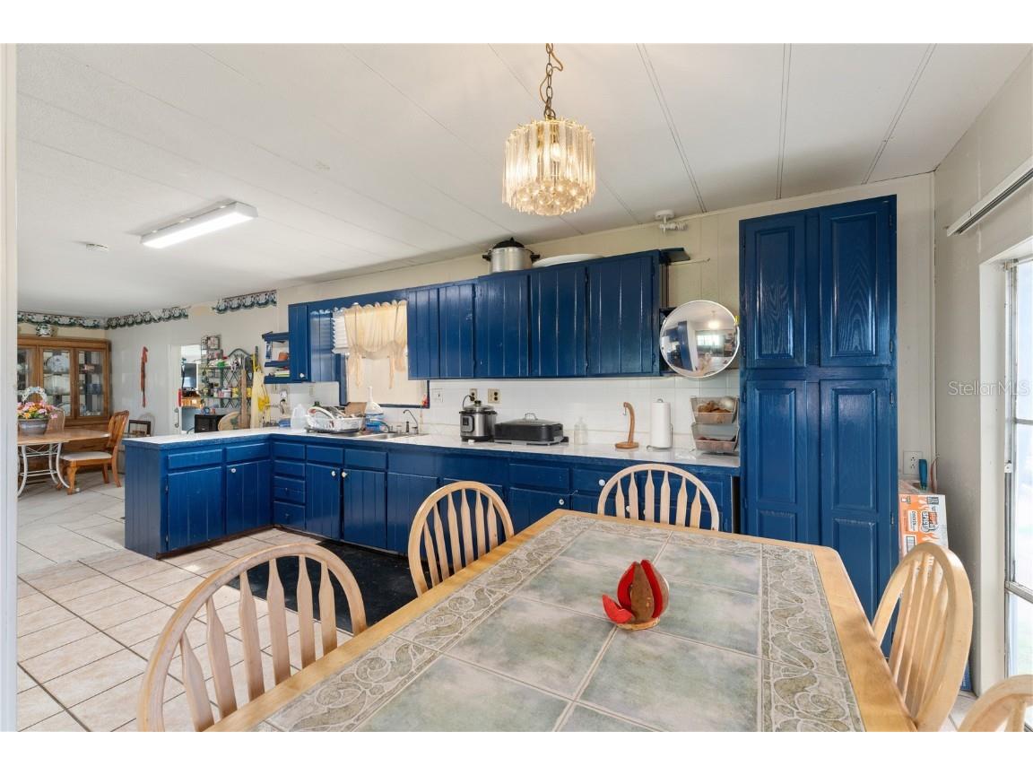 1877 C 478a Webster FL 33597 G5098916 image17