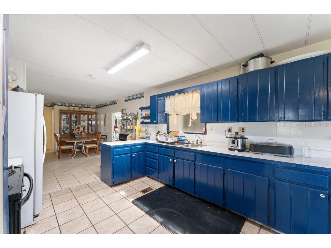 1877 C 478a Webster FL 33597 G5098916 image18