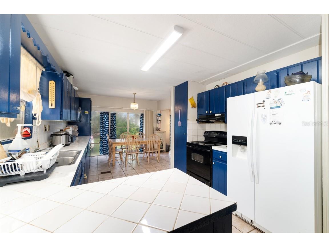 1877 C 478a Webster FL 33597 G5098916 image19