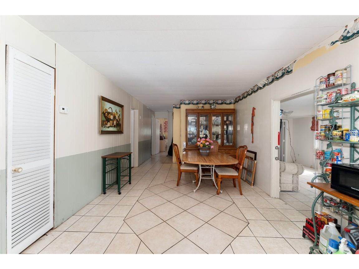 1877 C 478a Webster FL 33597 G5098916 image23